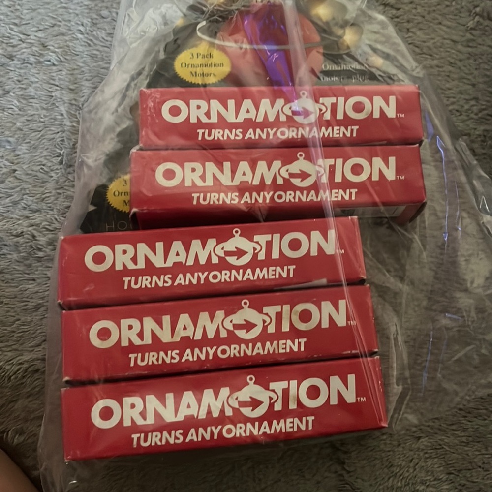 NWT ornamotion